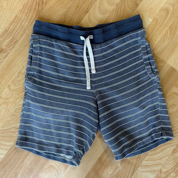 Goodfellow & Co Other - Goodfellow & Co Gray Textured Shorts